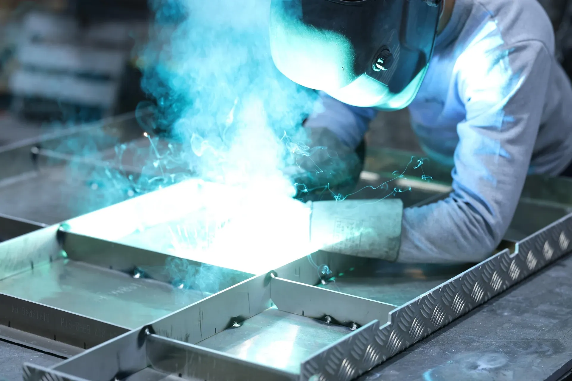 Fabricación de proyecto especial: soldadura de una estructura metálica a la medida